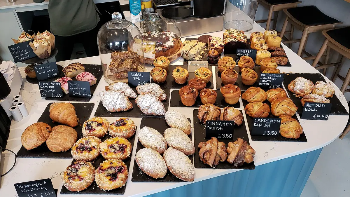 Glentons Bakery – bakery in Ashington town centre